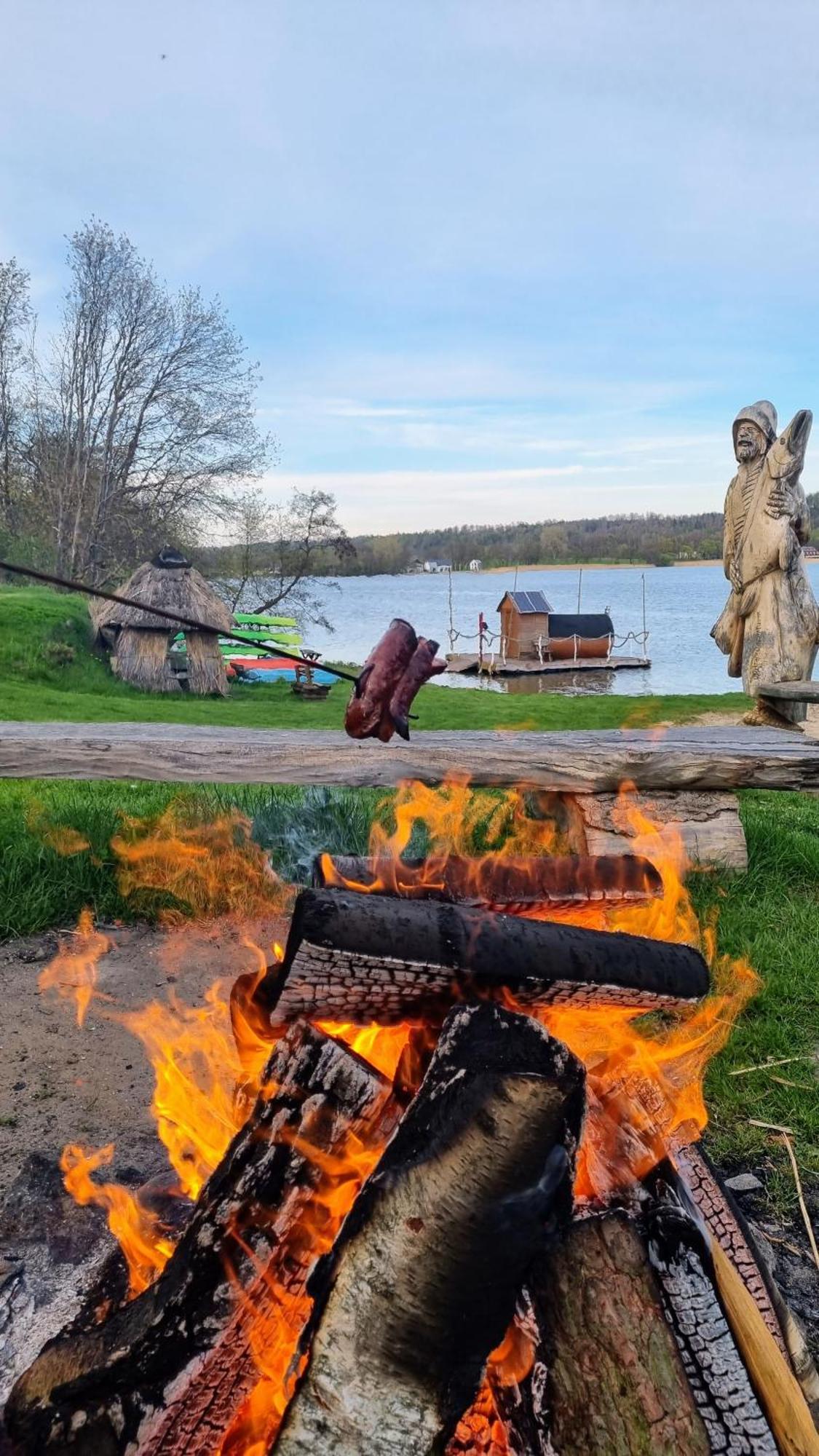 Wichrowe Wzgorze Chmielno Hotell Exteriör bild