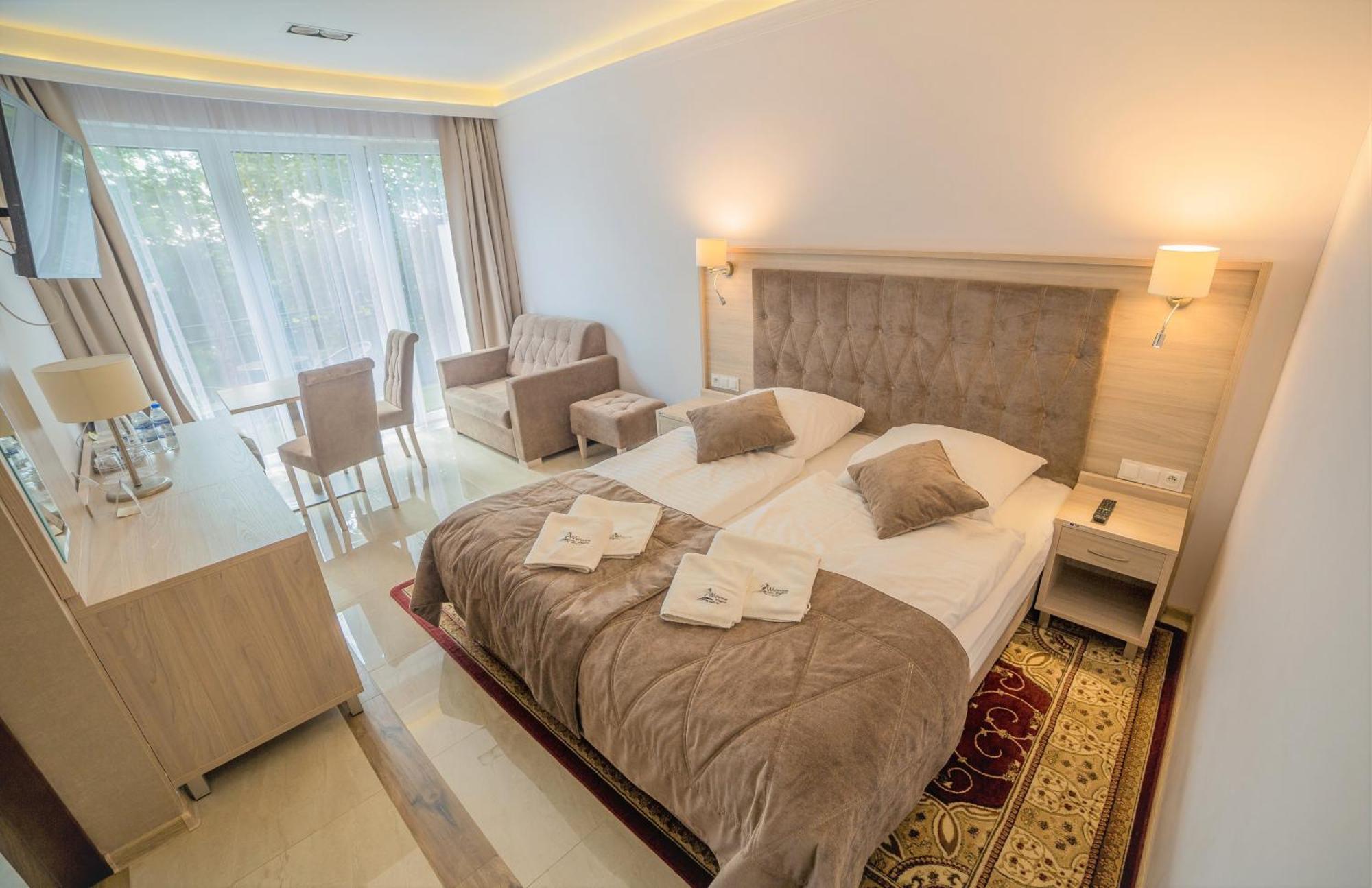 Wichrowe Wzgorze Chmielno Hotell Exteriör bild