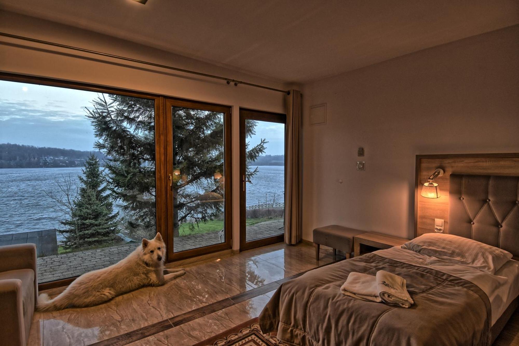 Wichrowe Wzgorze Chmielno Hotell Exteriör bild